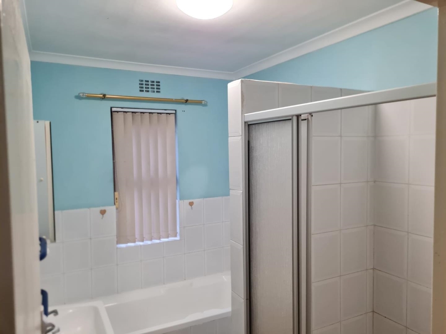 2 Bedroom Property for Sale in Bellair Western Cape